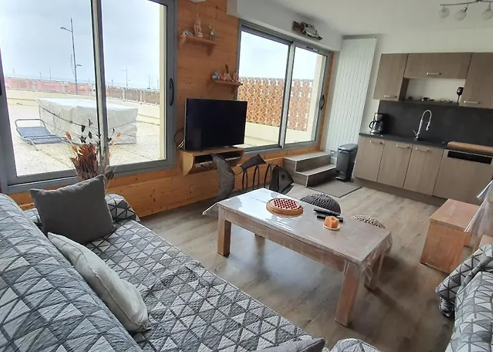 Vue Sur Et Port Grandcamp-Maisy